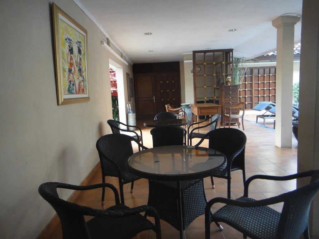 Balira Airport Hotel Кута Экстерьер фото